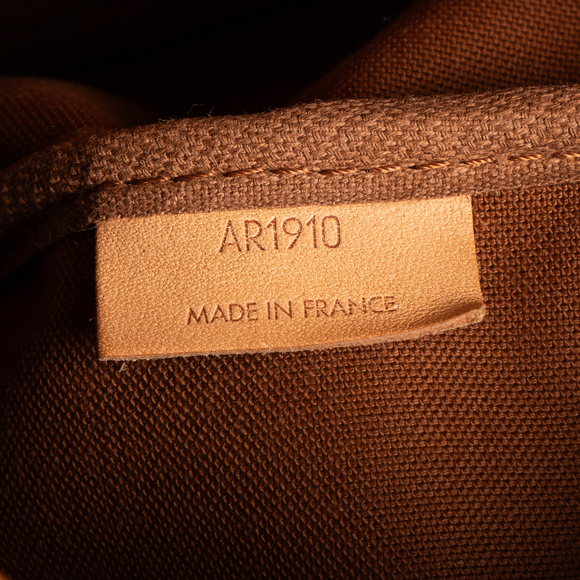 Louis Vuitton Saumur GM - Picture 11 of 11